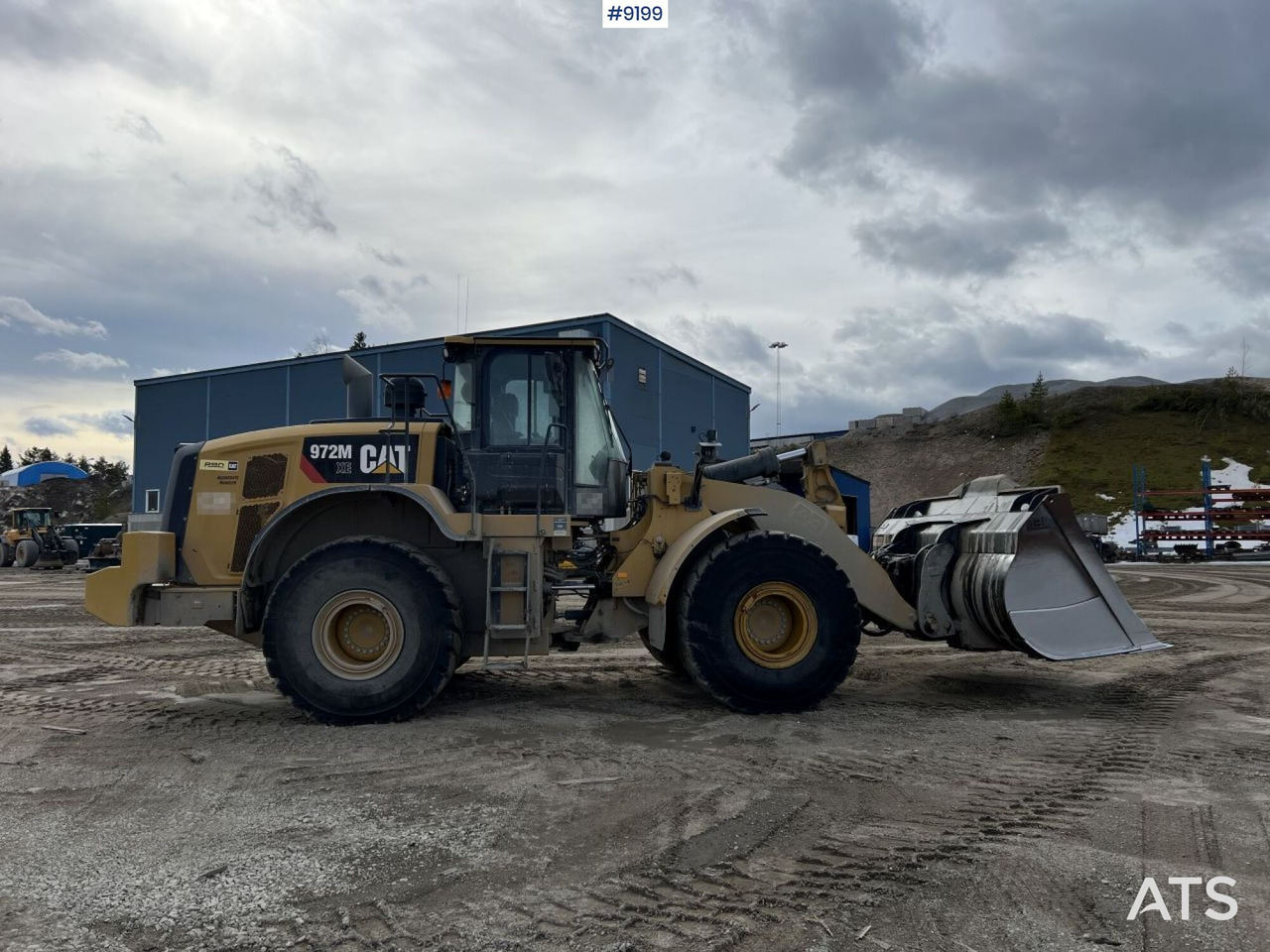 CAT 972 MXE Wheel loader with bucket (VIDEO) - Натоварувач на тркала: слика 2 CAT 972 MXE Wheel loader with bucket (VIDEO) - Натоварувач на тркала: слика 2