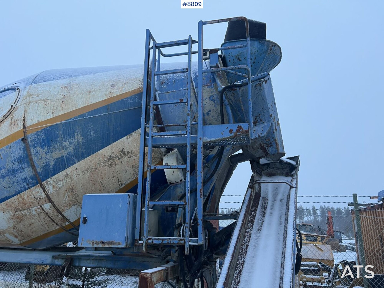 Concrete rotator 6 m3 with Laxo attachment - Барабан миксер за бетон: слика 5 Concrete rotator 6 m3 with Laxo attachment - Барабан миксер за бетон: слика 5