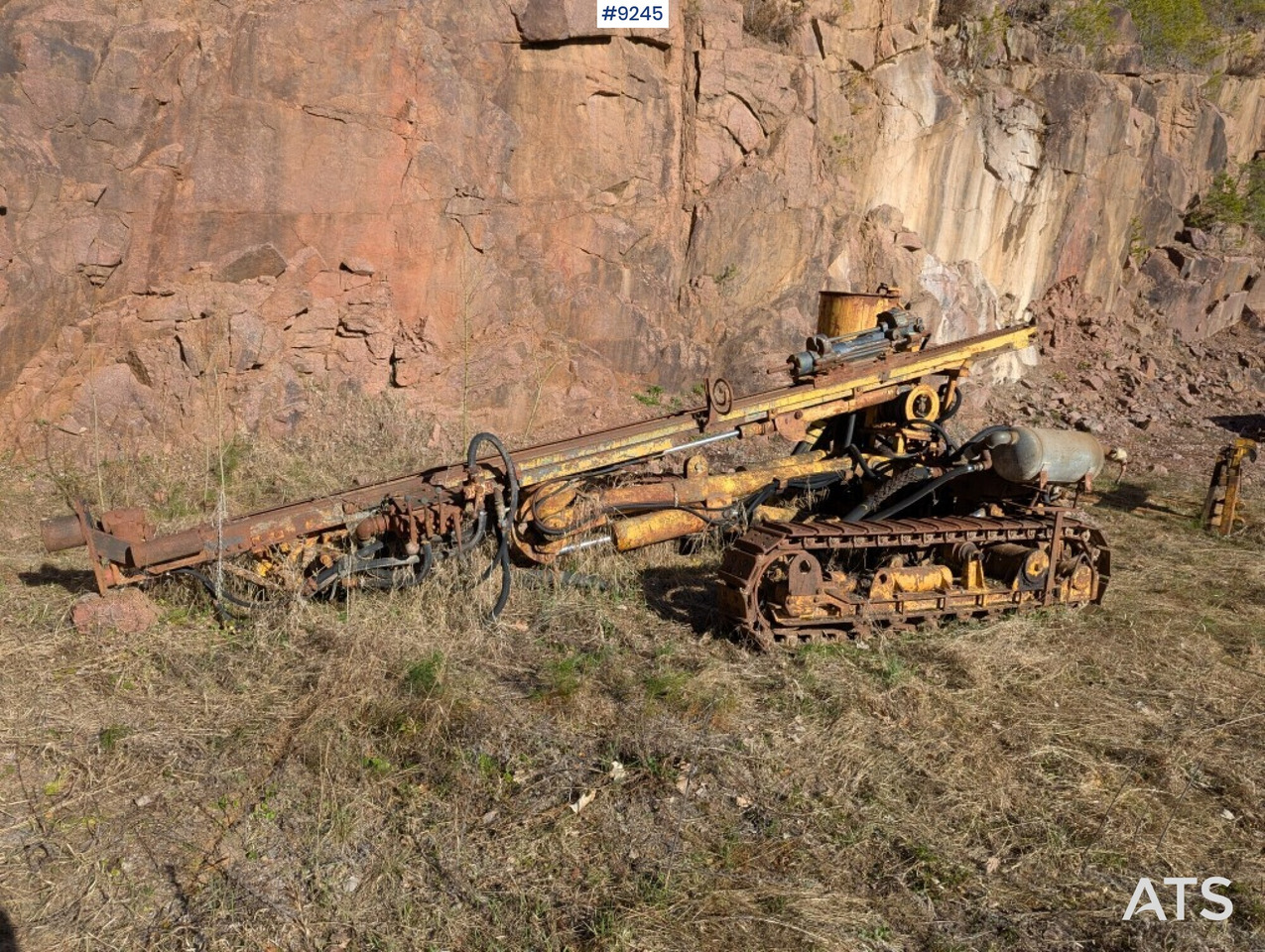 Drill Carrier Gardner-Denver ATD 3100A - Машина за бушење: слика 1 Drill Carrier Gardner-Denver ATD 3100A - Машина за бушење: слика 1