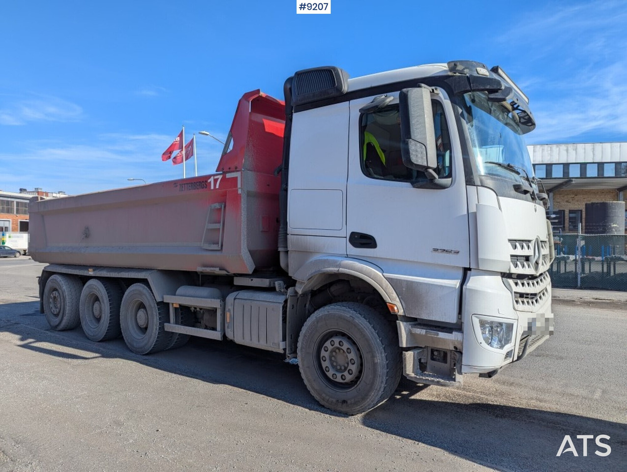 Dump / tipper truck Mercedes Benz Arocs 3253 8X4 - Кипер: слика 2 Dump / tipper truck Mercedes Benz Arocs 3253 8X4 - Кипер: слика 2