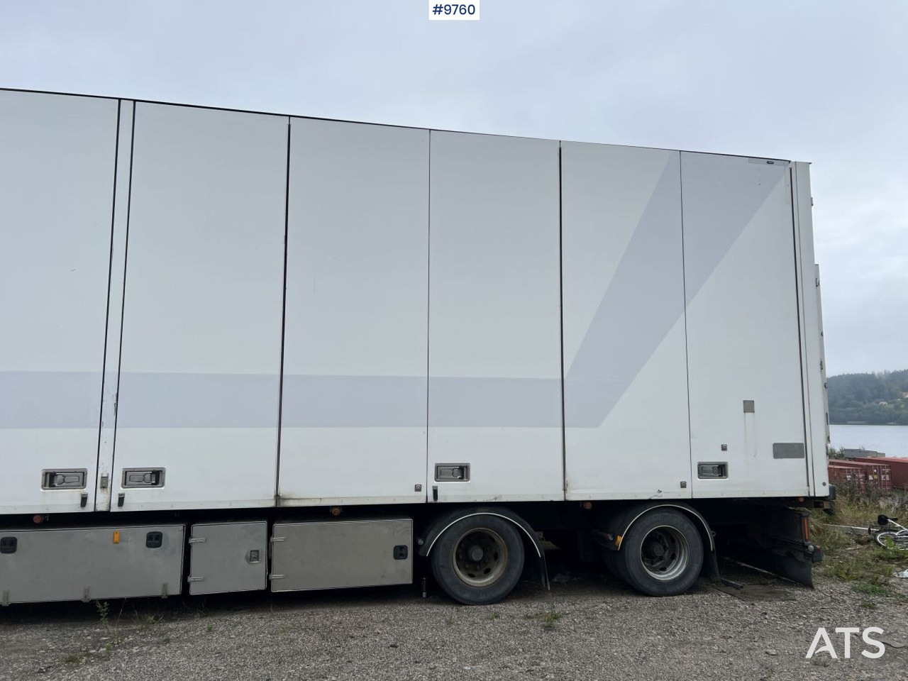 EKERI S8-N Refrigerated/Freezer Trailer - Приколка ладилник: слика 5 EKERI S8-N Refrigerated/Freezer Trailer - Приколка ладилник: слика 5