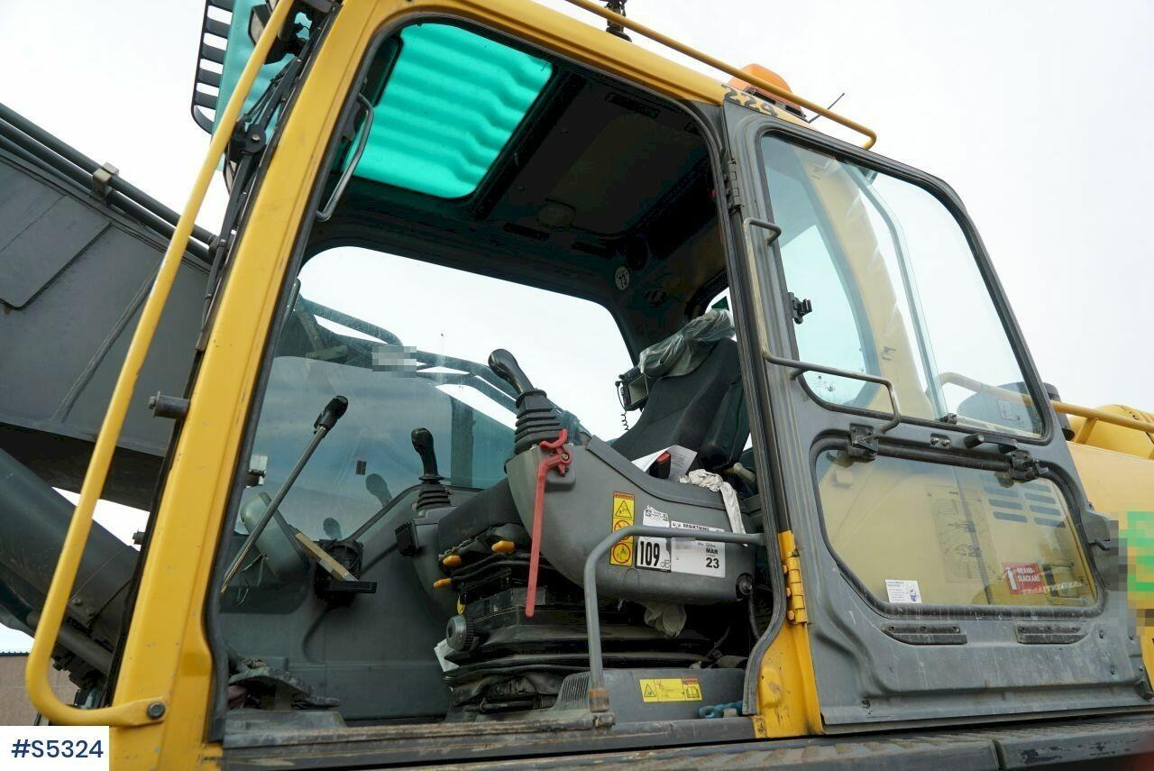 EXCAVATOR Volvo EC460BLC WITH BUCKET - Багер: слика 5 EXCAVATOR Volvo EC460BLC WITH BUCKET - Багер: слика 5