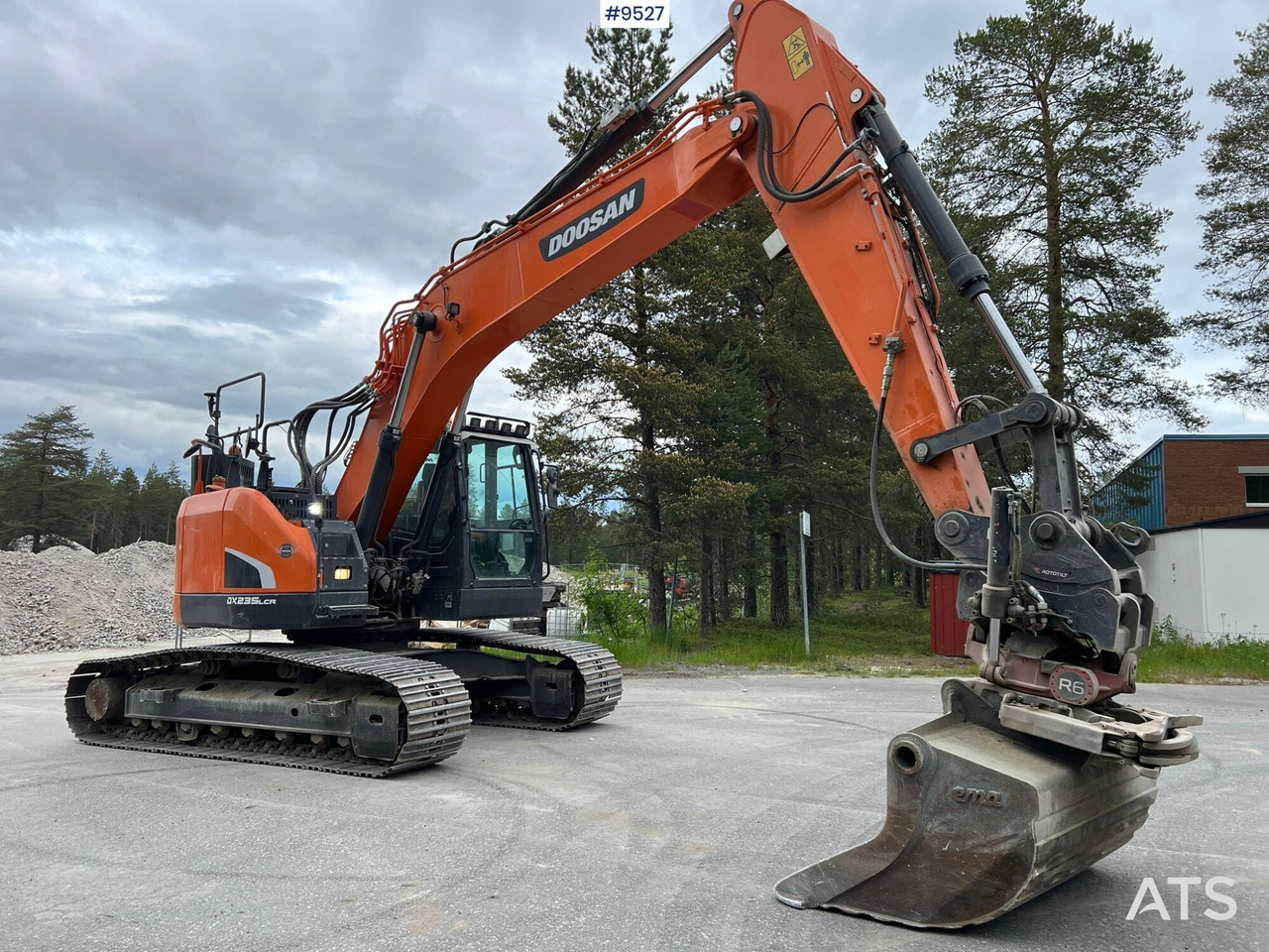 Excavator Doosan DX235 LCR-5 with excavator system (SEE VIDEO) - Багер гасеничар: слика 3 Excavator Doosan DX235 LCR-5 with excavator system (SEE VIDEO) - Багер гасеничар: слика 3