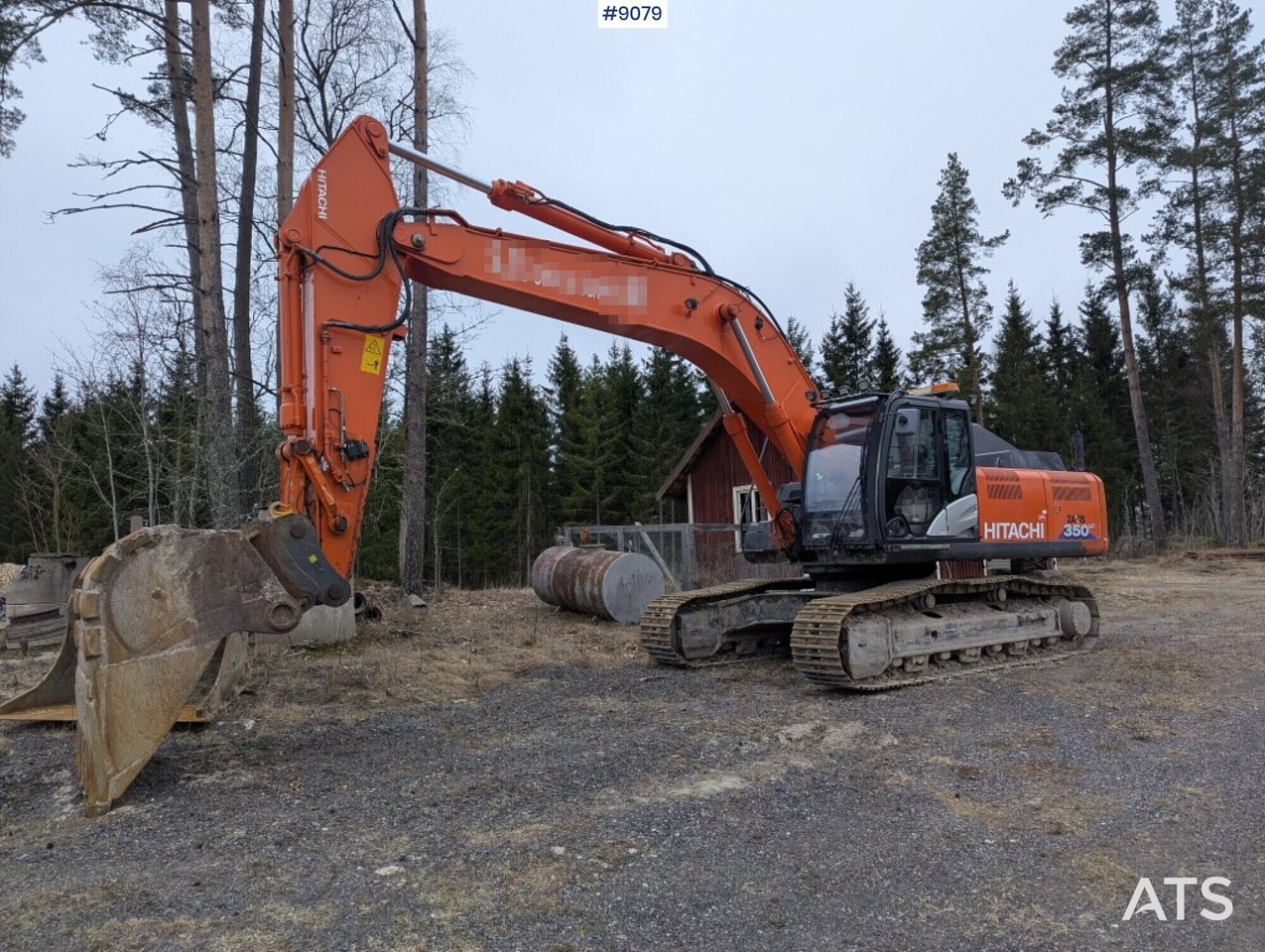 Excavator Hitachi ZX350LC-5B with bucket and digging system - Багер: слика 1 Excavator Hitachi ZX350LC-5B with bucket and digging system - Багер: слика 1