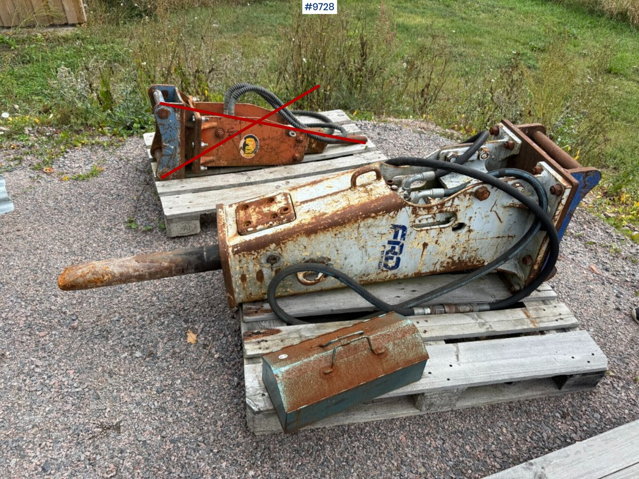Hydraulic hammer Furukawa F9LN S45 - Хидрауличен чекан: слика 2 Hydraulic hammer Furukawa F9LN S45 - Хидрауличен чекан: слика 2