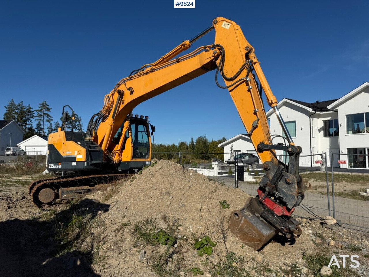 Hyundai Robex 235LCR-9A excavator - Багер гасеничар: слика 1 Hyundai Robex 235LCR-9A excavator - Багер гасеничар: слика 1