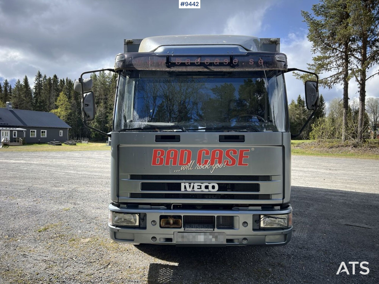 IVECO 85 E18 Box Truck with tail lift (VIDEO) - Камион сандучар: слика 4 IVECO 85 E18 Box Truck with tail lift (VIDEO) - Камион сандучар: слика 4