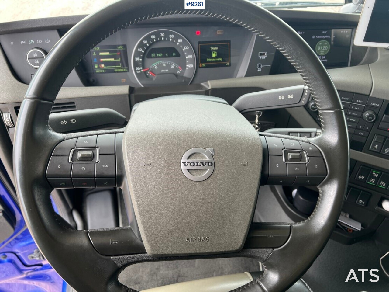 Камион влекач Newly inspected tractor unit VOLVO FH 62 TT - VIDEO: слика 8