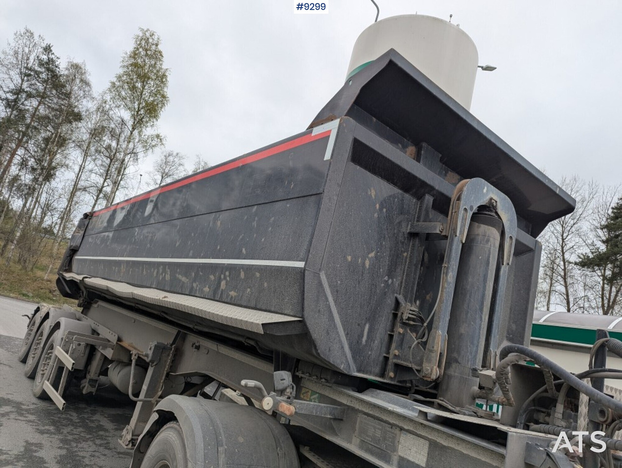 Tractor Unit Mercedes-Benz Arocs 3351 6x4 with tipper trailer - Камион влекач: слика 5 Tractor Unit Mercedes-Benz Arocs 3351 6x4 with tipper trailer - Камион влекач: слика 5