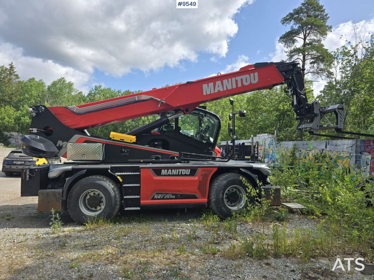 Manitou MRT 2570 Rotating Telescopic Handler - Телескопски ракувач: слика 1 Manitou MRT 2570 Rotating Telescopic Handler - Телескопски ракувач: слика 1