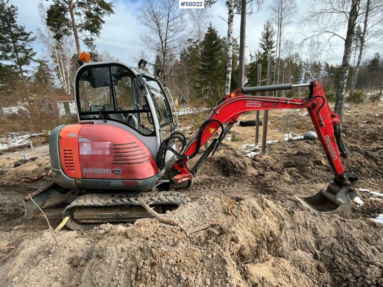Neuson 2503 RD Mini Excavator - Багер: слика 2 Neuson 2503 RD Mini Excavator - Багер: слика 2