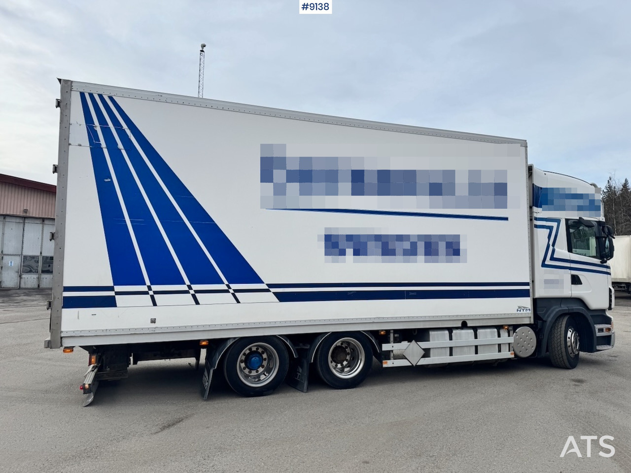 Камион сандучар Scania R480/470 6x2 Box Truck with full side opening (VIDEO): слика 11 Камион сандучар Scania R480/470 6x2 Box Truck with full side opening (VIDEO): слика 11