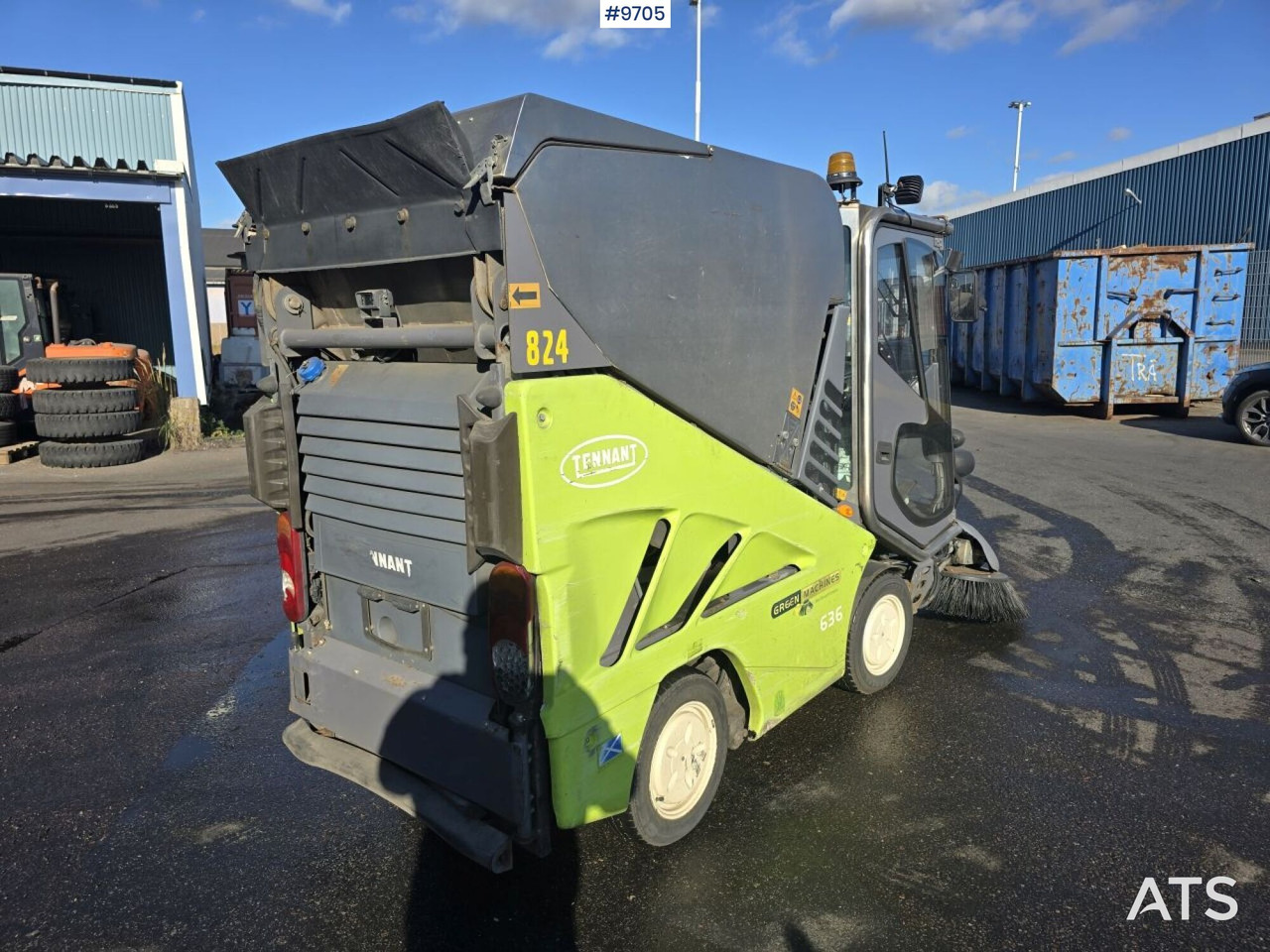 Sweeper - Tennant 636 (SEE VIDEO) - Возило за метење: слика 3 Sweeper - Tennant 636 (SEE VIDEO) - Возило за метење: слика 3
