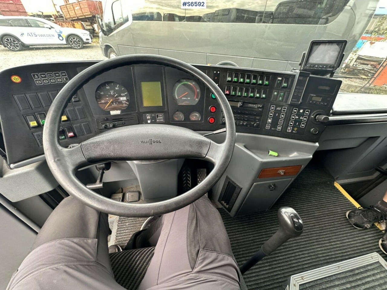 Патнички вагон автобус Van Hool E200 Bus: слика 34