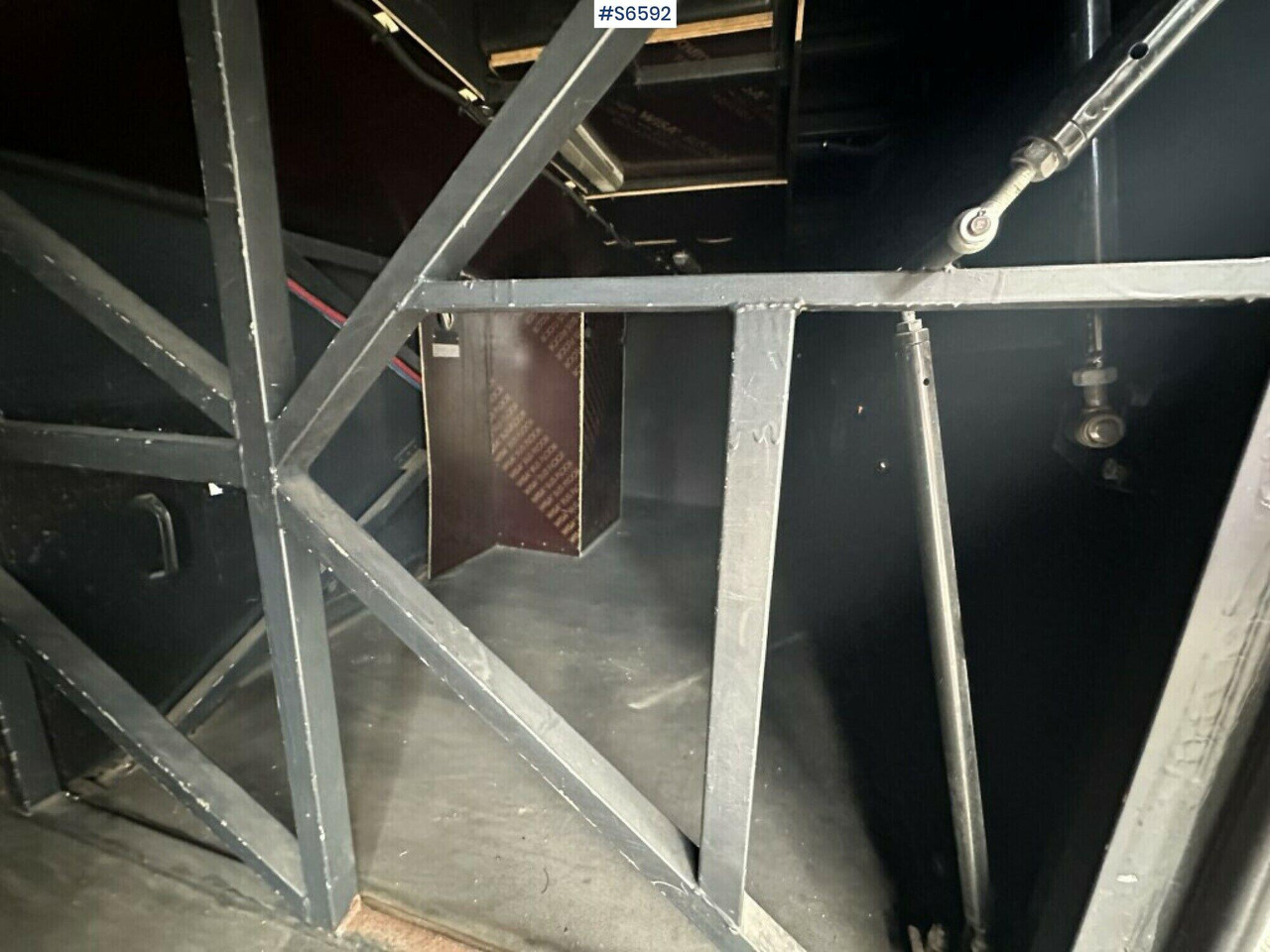 Патнички вагон автобус Van Hool E200 Bus: слика 32