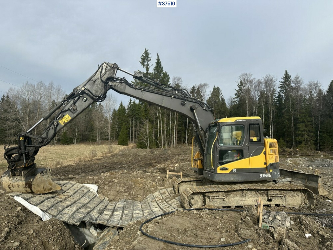 Volvo ECR145DL Crawler excavator with rotor and buckets - Багер гасеничар: слика 2 Volvo ECR145DL Crawler excavator with rotor and buckets - Багер гасеничар: слика 2