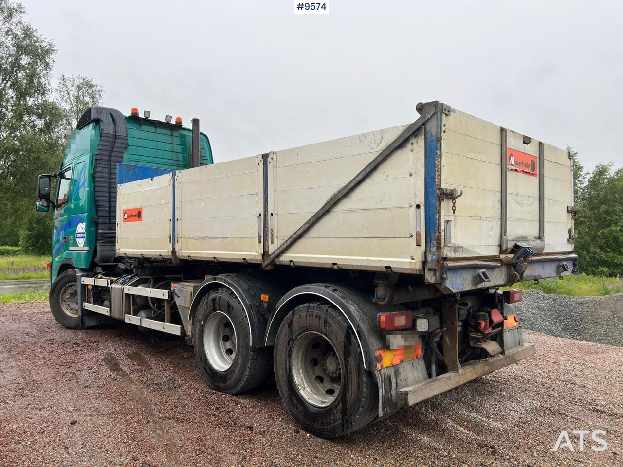 Volvo FH 520 6X4 Quick lock with flatbed - Камион со платформа: слика 3 Volvo FH 520 6X4 Quick lock with flatbed - Камион со платформа: слика 3