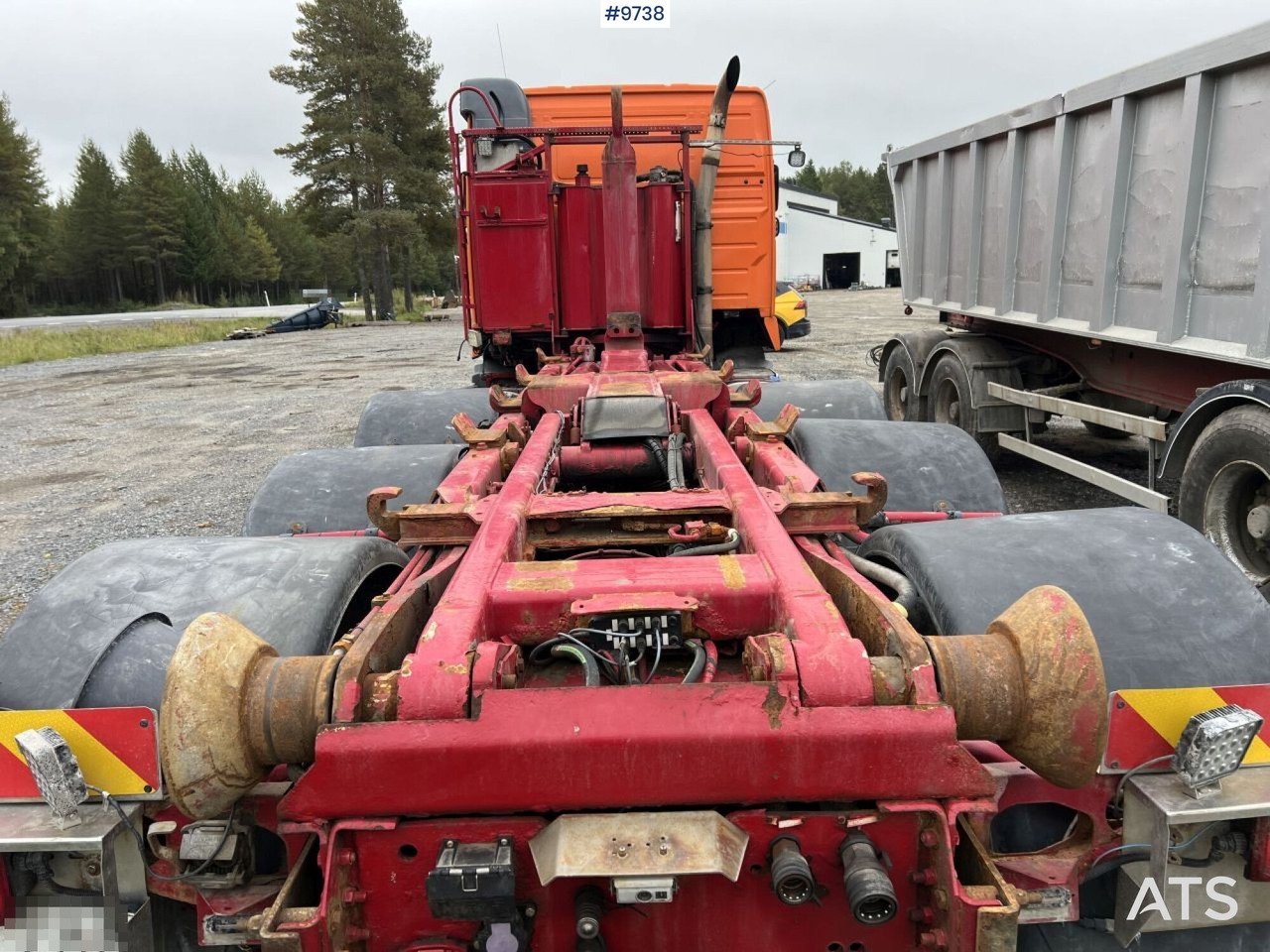 Volvo FH 8*4 Truck with plow attachment - Камион со кука за подигање: слика 5 Volvo FH 8*4 Truck with plow attachment - Камион со кука за подигање: слика 5
