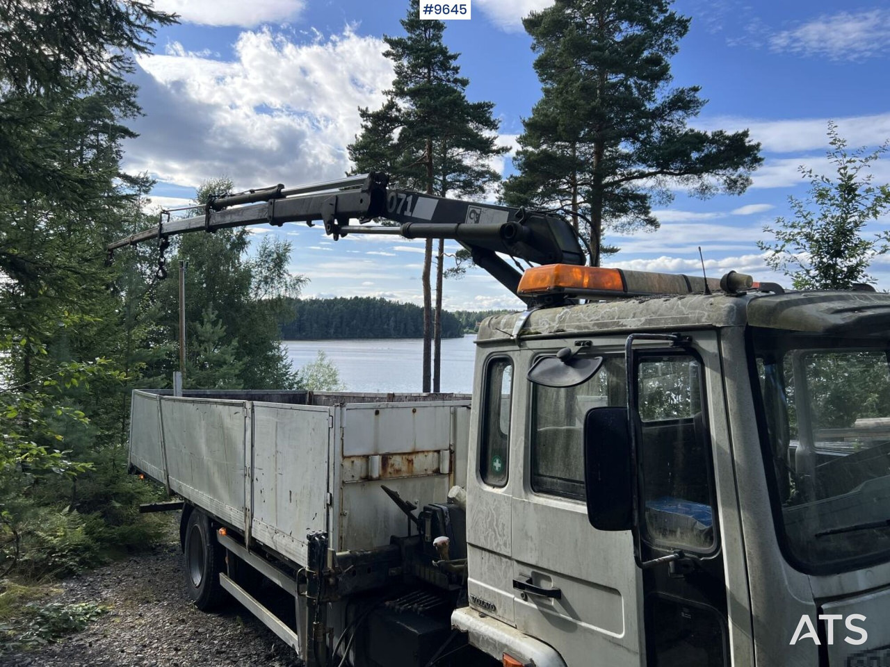 Volvo FL 614 4X2 Crane truck Repair object (VIDEO) - Камион со платформа, Камион со кран: слика 2 Volvo FL 614 4X2 Crane truck Repair object (VIDEO) - Камион со платформа, Камион со кран: слика 2