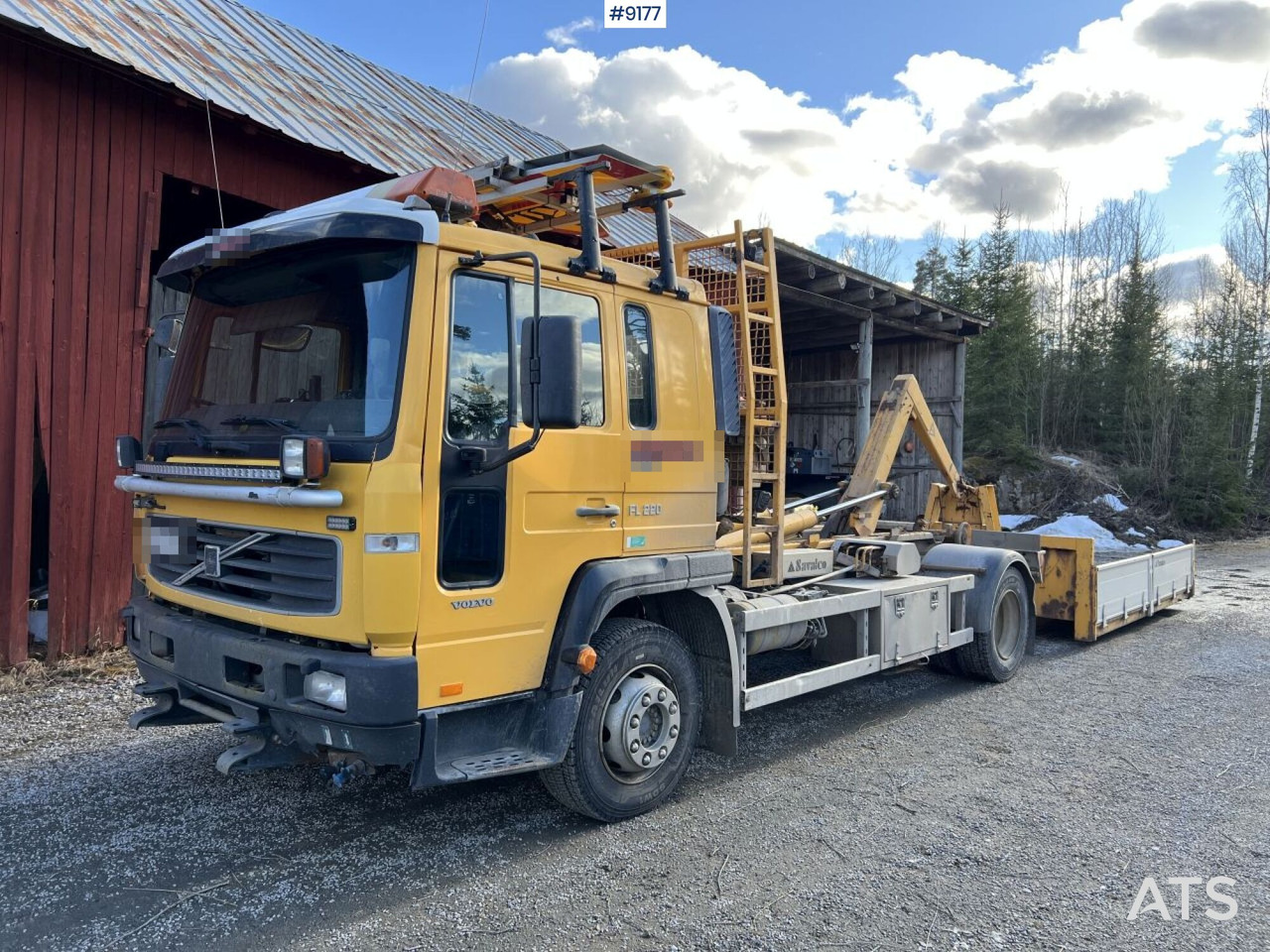 Volvo FL614 4X2 Swap Body Truck with Flatbed - Камион со кука за подигање: слика 1 Volvo FL614 4X2 Swap Body Truck with Flatbed - Камион со кука за подигање: слика 1