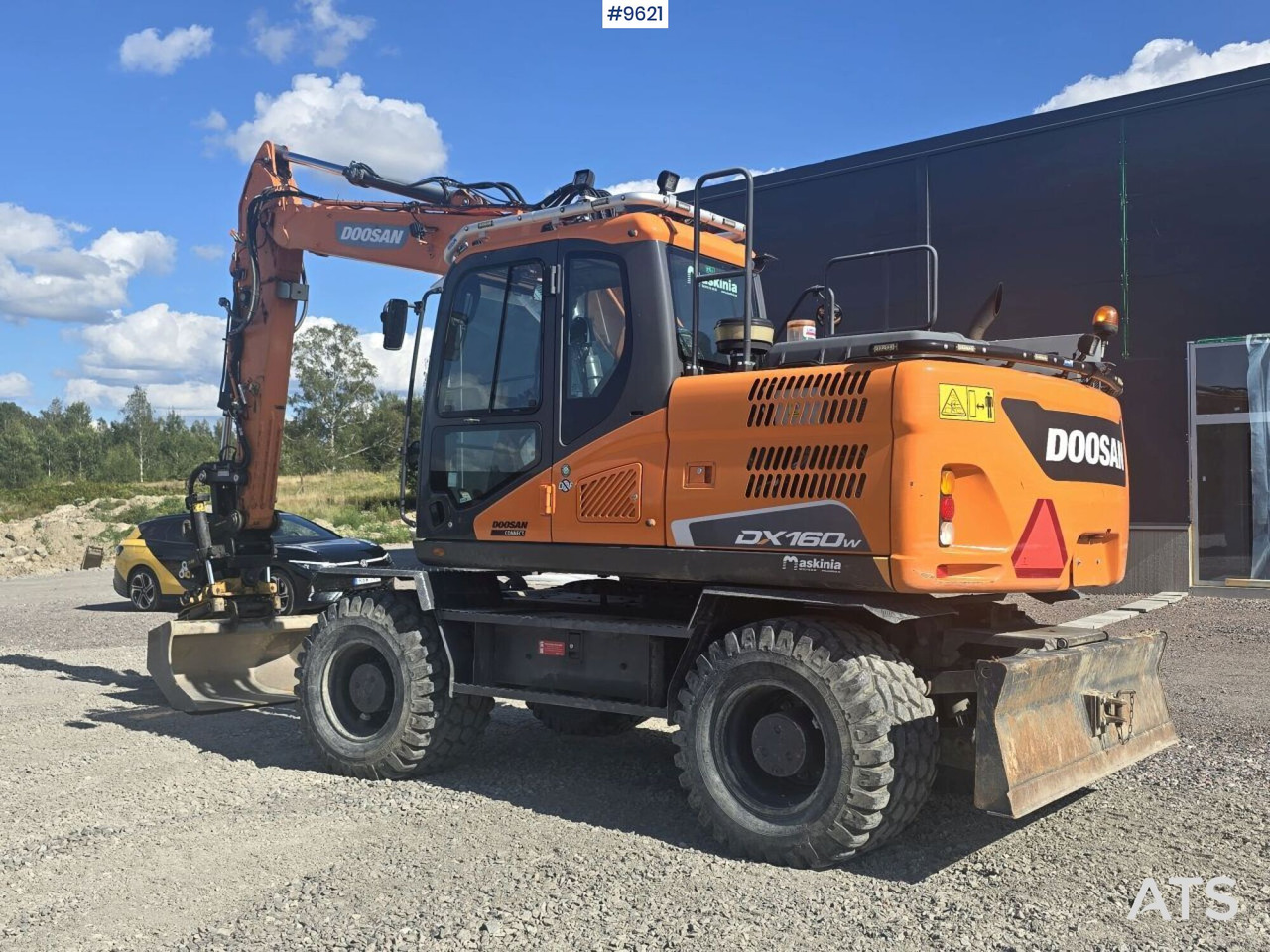 Wheeled Excavator Doosan DX160W with attachment and trailer - Багер на тркала: слика 3 Wheeled Excavator Doosan DX160W with attachment and trailer - Багер на тркала: слика 3