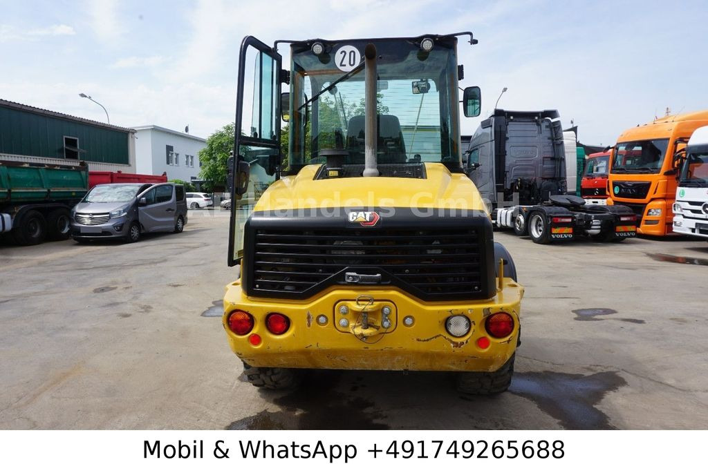 CAT 908 M *Schaufel/Gabel/Schnellwechsler - Натоварувач на тркала: слика 5 CAT 908 M *Schaufel/Gabel/Schnellwechsler - Натоварувач на тркала: слика 5