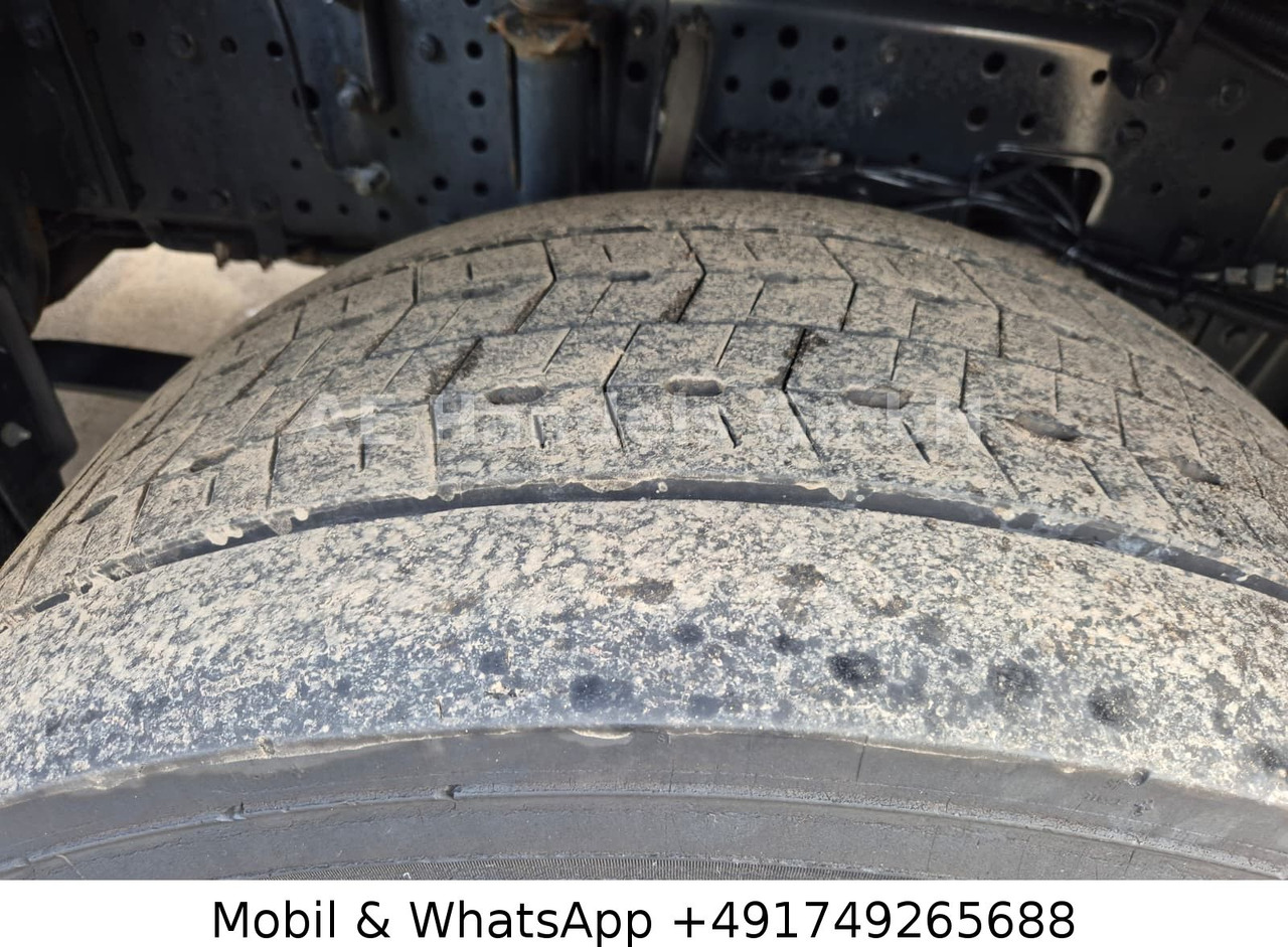 Камион влекач Iveco Stralis 460 LNG HIWay BL*Retarder/ACC/Standklima: слика 13 Камион влекач Iveco Stralis 460 LNG HIWay BL*Retarder/ACC/Standklima: слика 13