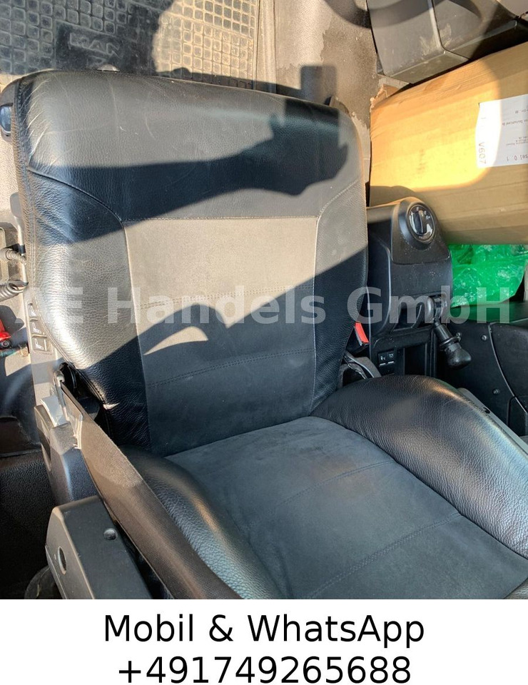 Камион влекач MAN TGX 18.500 XXL Red Lion BL *Retarder/2xTank/ACC: слика 16