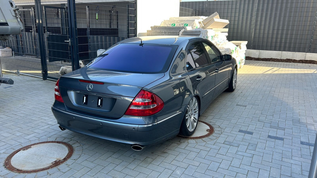 Mercedes-Benz E 350 ELEGANCE *Sport/Harman/Desingo/Massage/PDC - Автомобил: слика 3 Mercedes-Benz E 350 ELEGANCE *Sport/Harman/Desingo/Massage/PDC - Автомобил: слика 3