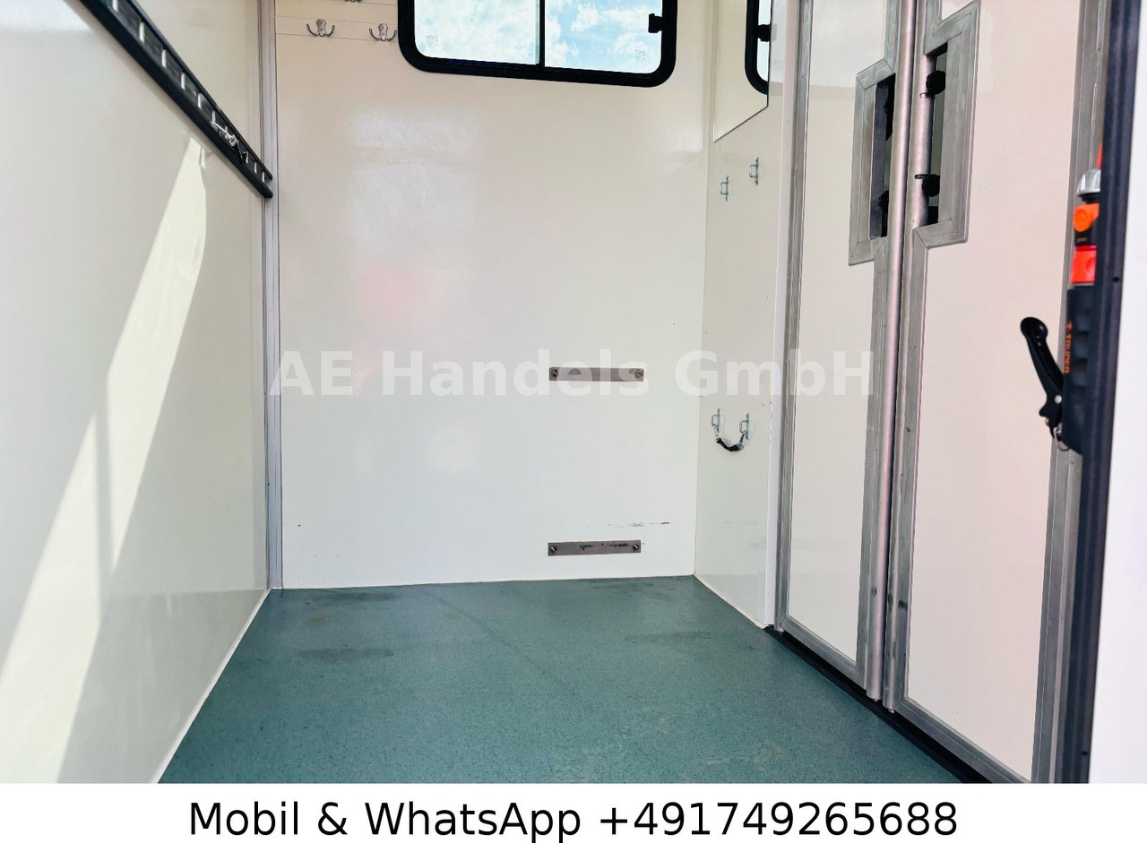 Камион за добиток Mitsubishi Canter Fuso 9C18 BB *SleeperCab/Kamera/LDW/Klima: слика 11 Камион за добиток Mitsubishi Canter Fuso 9C18 BB *SleeperCab/Kamera/LDW/Klima: слика 11