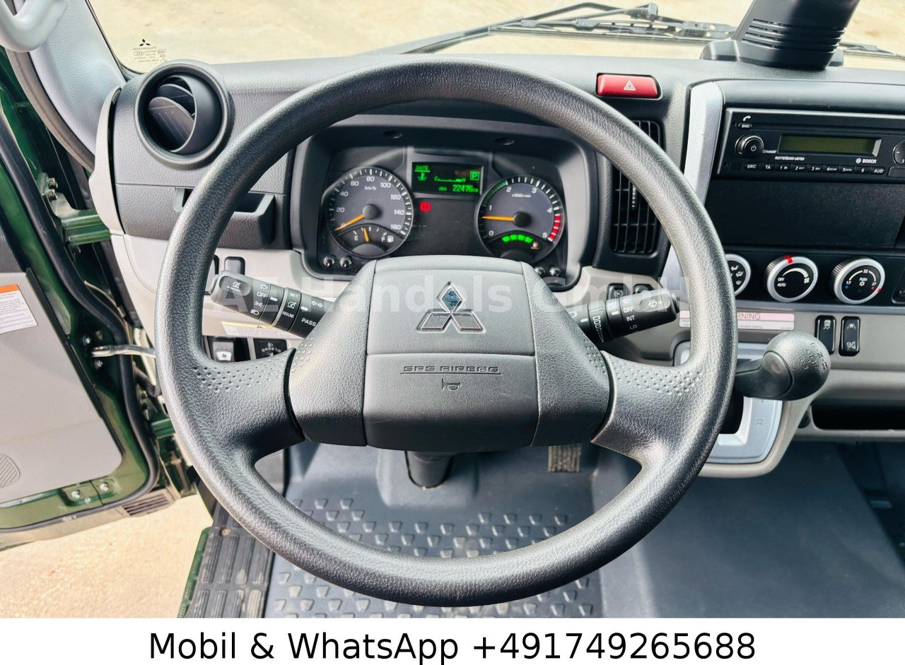 Interior photo 2: Камион за добиток Mitsubishi Canter Fuso 9C18 BB *SleeperCab/Kamera/LDW/Klima Interior photo 2: Камион за добиток Mitsubishi Canter Fuso 9C18 BB *SleeperCab/Kamera/LDW/Klima