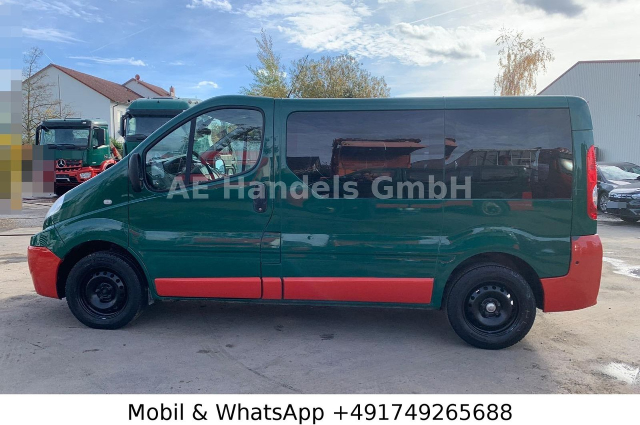 Патничко комбе Renault Trafic Combi 9 Sitzer *Klima/Radio/1xSchiebetür: слика 7 Патничко комбе Renault Trafic Combi 9 Sitzer *Klima/Radio/1xSchiebetür: слика 7