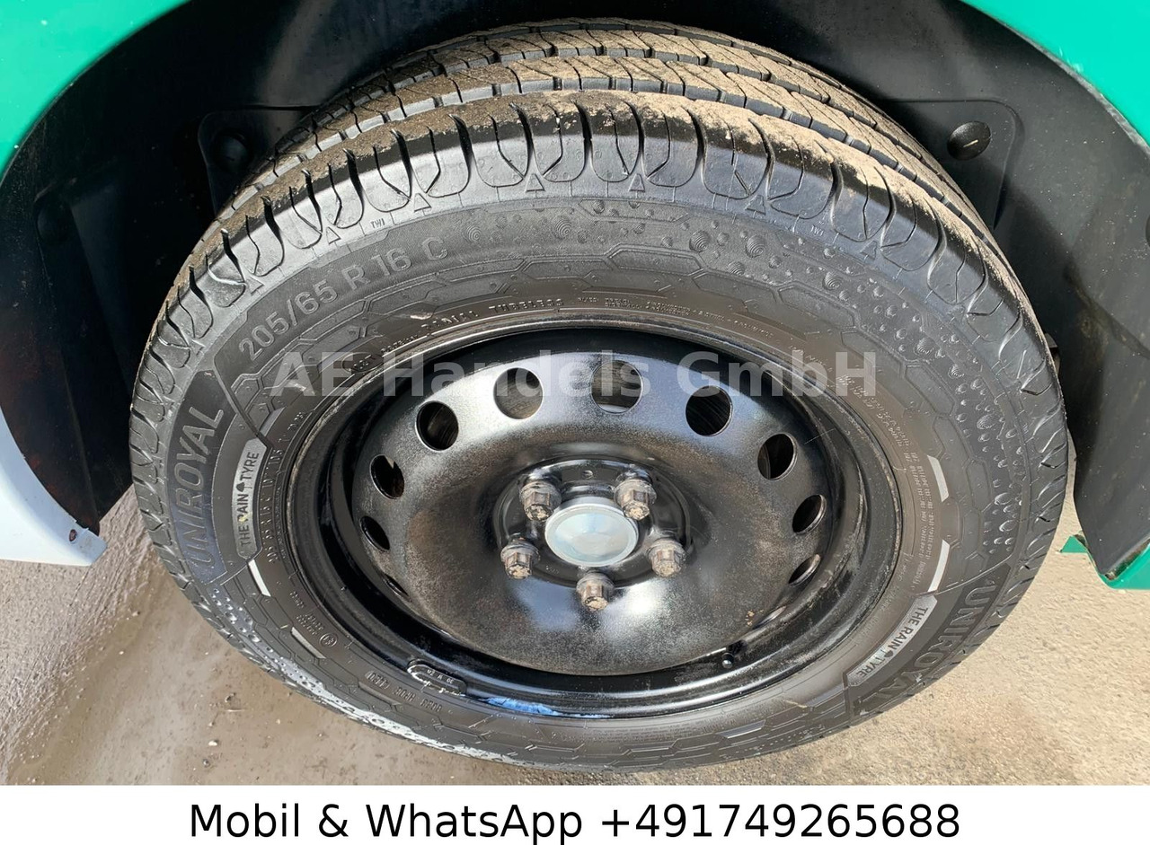 Патничко комбе Renault Trafic Combi 9 Sitzer *Klima/Radio/1xSchiebetür: слика 13 Патничко комбе Renault Trafic Combi 9 Sitzer *Klima/Radio/1xSchiebetür: слика 13