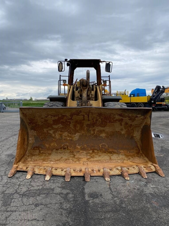 CAT 966 G endommagée Complete ou pour pièces - Натоварувач на тркала: слика 2 CAT 966 G endommagée Complete ou pour pièces - Натоварувач на тркала: слика 2