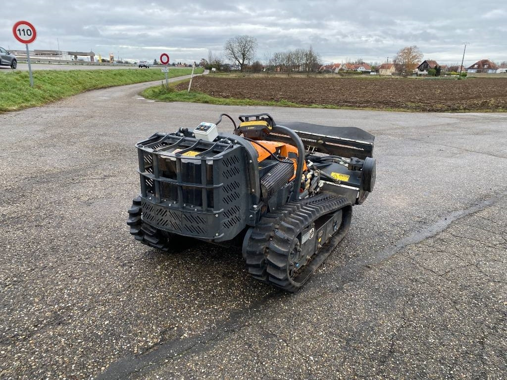 Energreen ENERGREEN ROBOGREEN EVO + HEAD 130 1er Main - Шумски мулчер: слика 4 Energreen ENERGREEN ROBOGREEN EVO + HEAD 130 1er Main - Шумски мулчер: слика 4