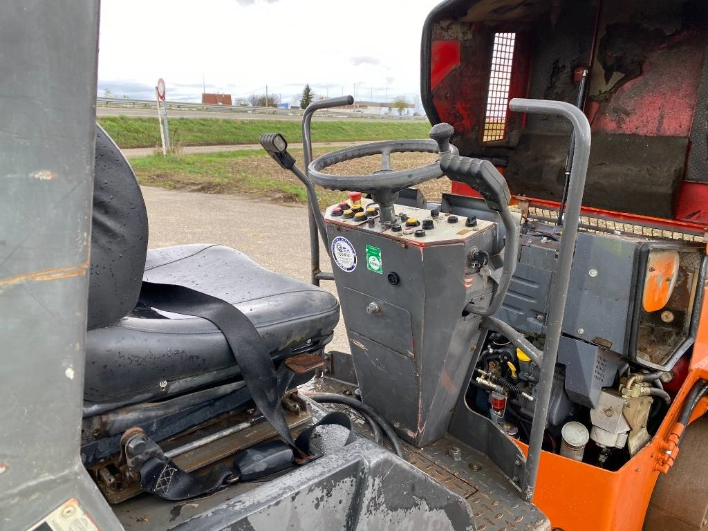 Ваљак за пат Hamm HD 12 a réparer /Machine d'origine Française: слика 18