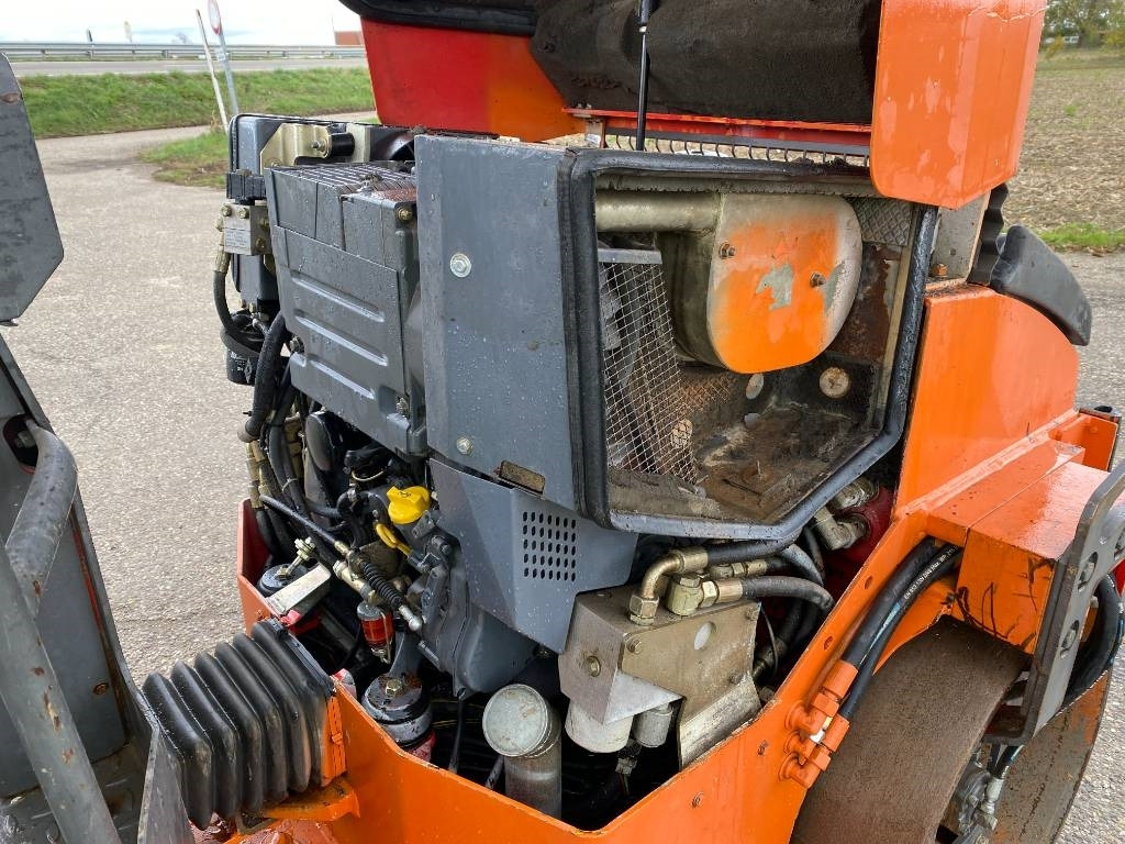 Ваљак за пат Hamm HD 12 a réparer /Machine d'origine Française: слика 17