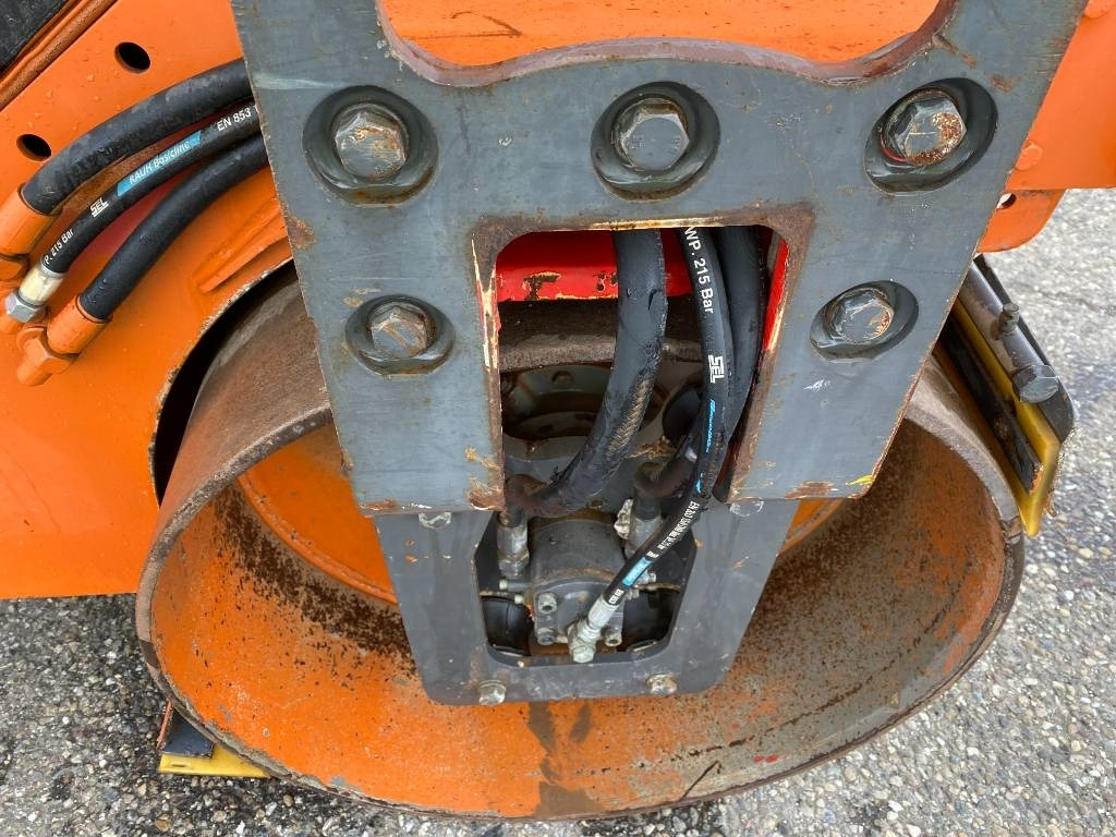 Ваљак за пат Hamm HD 12 a réparer /Machine d'origine Française: слика 44