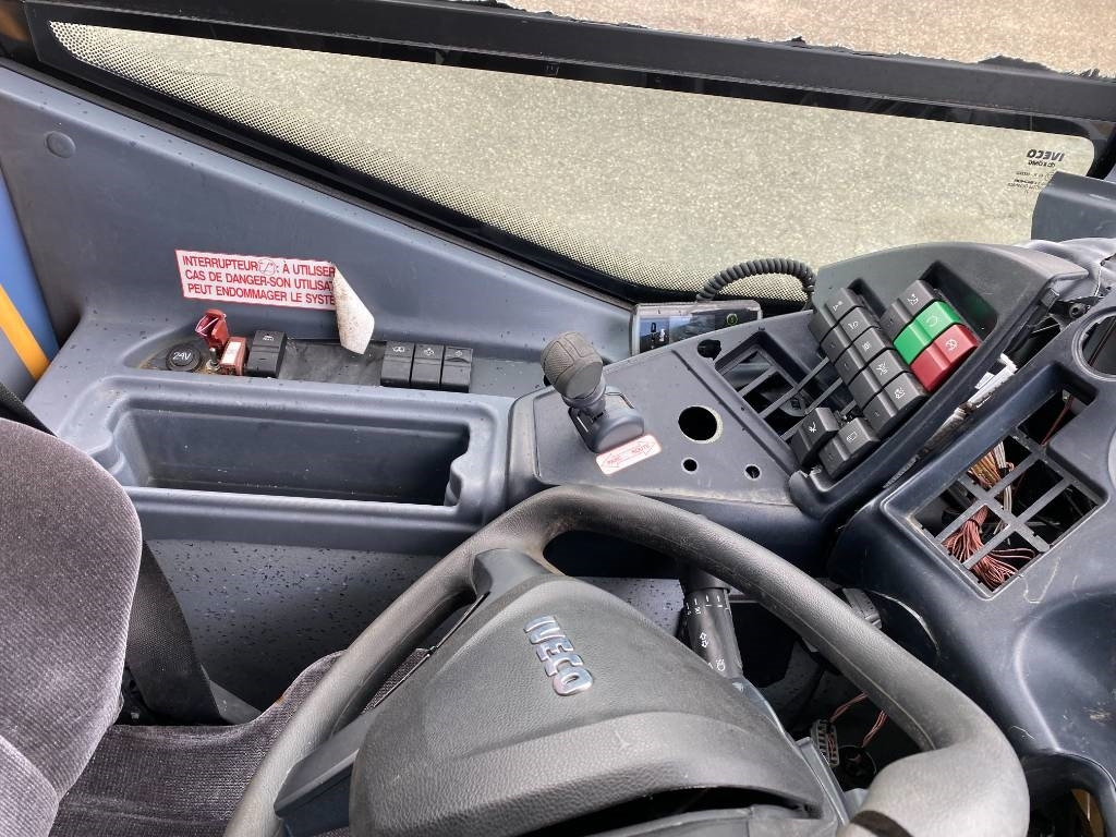 Приградски автобус Iveco CROSSWAY E6-TECTOR-320: слика 49
