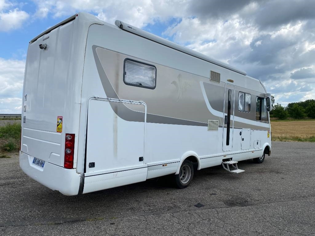 Iveco Niesmann+Bischoff FLAIR 800i CEBW - Интегриран кампер: слика 4 Iveco Niesmann+Bischoff FLAIR 800i CEBW - Интегриран кампер: слика 4