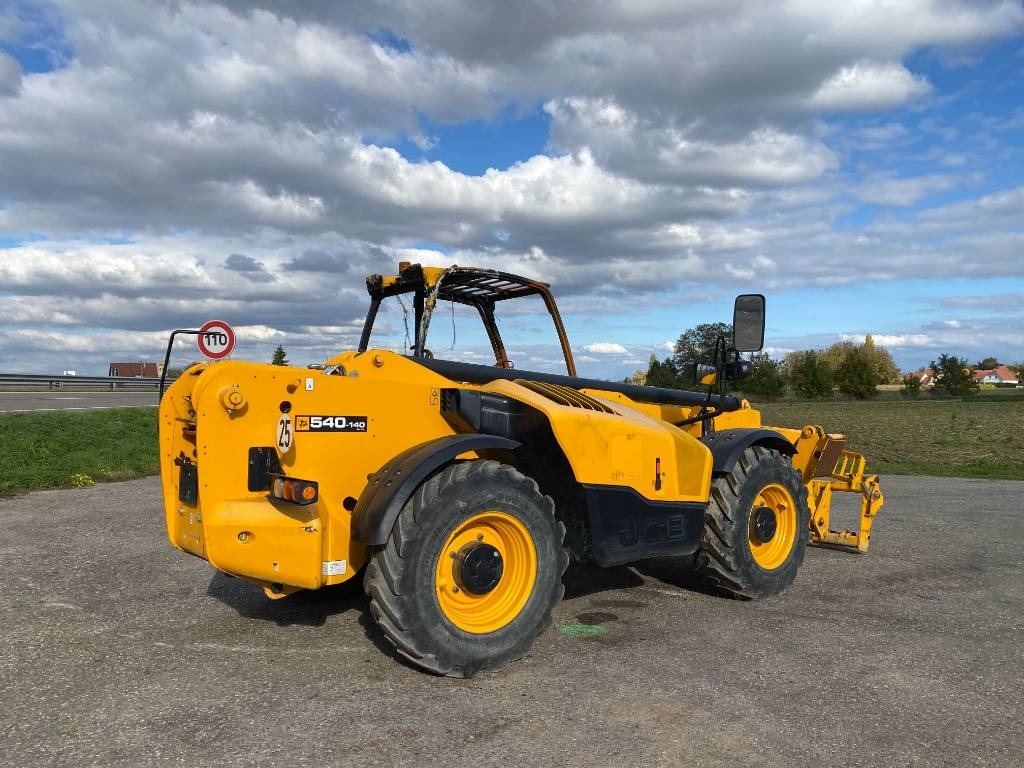 JCB 540-140 -1er Main endommagé - Телескопски ракувач: слика 4 JCB 540-140 -1er Main endommagé - Телескопски ракувач: слика 4