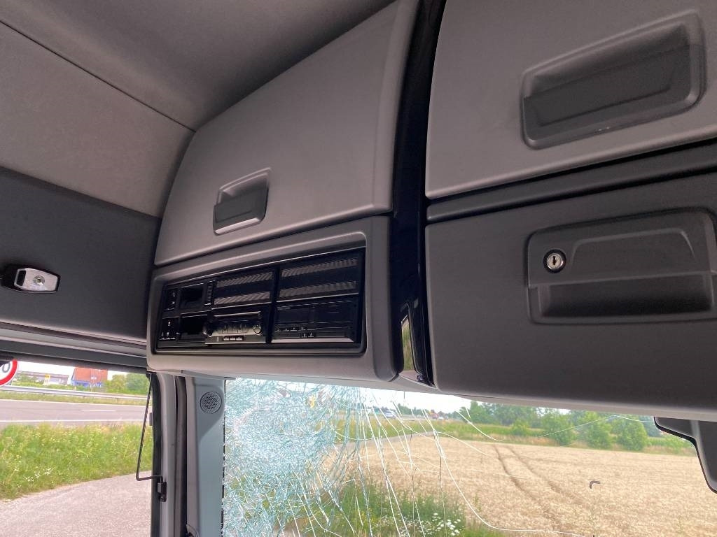 Камион влекач Renault T480 Dti13 Carte Grise Française endommagé: слика 49