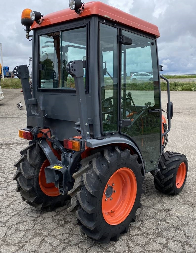 Kubota B 1161 DT Boite de vitesses mécanique - Трактор: слика 4 Kubota B 1161 DT Boite de vitesses mécanique - Трактор: слика 4