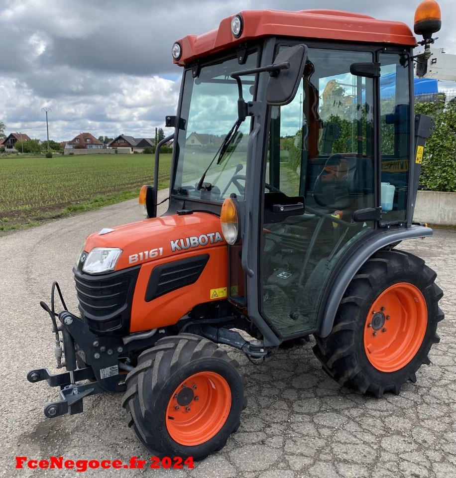 Kubota B 1161 DT Boite de vitesses mécanique - Трактор: слика 1 Kubota B 1161 DT Boite de vitesses mécanique - Трактор: слика 1