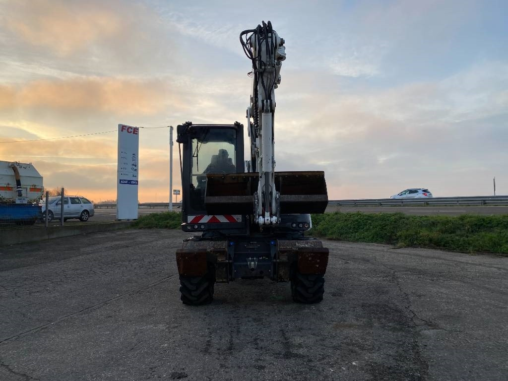 Mecalac 12MTX 1er Main/Certificat CE endommagée - Багер на тркала: слика 2 Mecalac 12MTX 1er Main/Certificat CE endommagée - Багер на тркала: слика 2