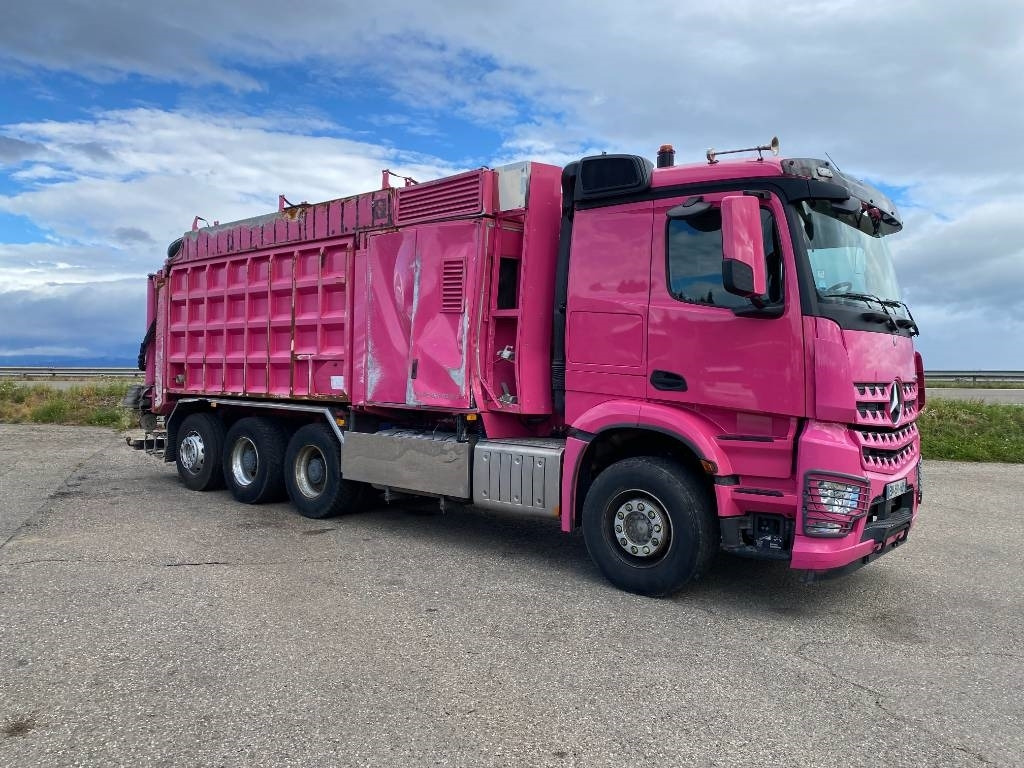 Mercedes-Benz ACTROS 3251/RSP ESE6-RD8000 endommagée - Вакуумски камион: слика 4 Mercedes-Benz ACTROS 3251/RSP ESE6-RD8000 endommagée - Вакуумски камион: слика 4