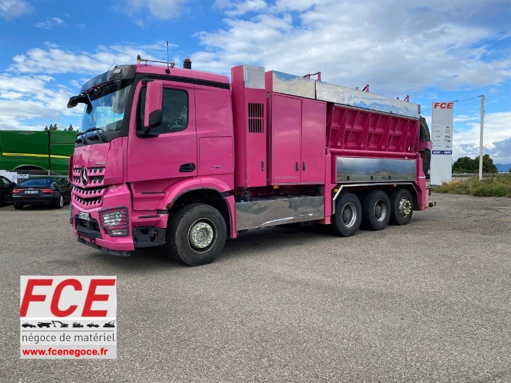 Mercedes-Benz ACTROS 3251/RSP ESE6-RD8000 endommagée - Вакуумски камион: слика 1 Mercedes-Benz ACTROS 3251/RSP ESE6-RD8000 endommagée - Вакуумски камион: слика 1