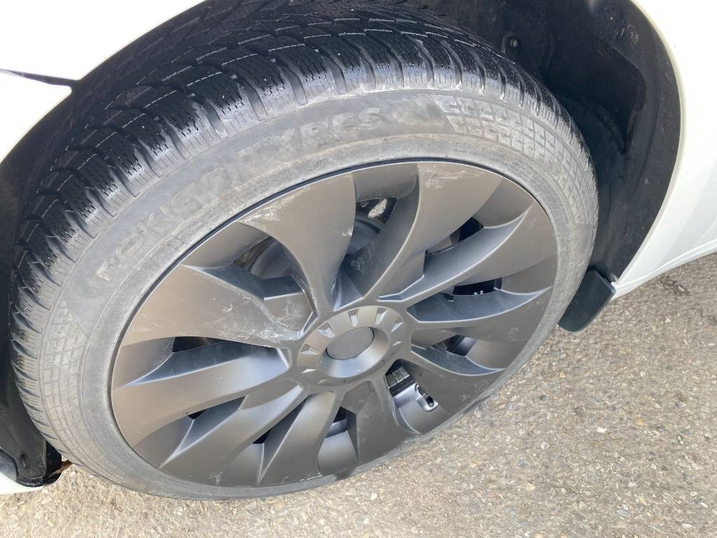 Седан Tesla MODEL 3 - 5YJ3 Rwd Origine Française: слика 27 Седан Tesla MODEL 3 - 5YJ3 Rwd Origine Française: слика 27