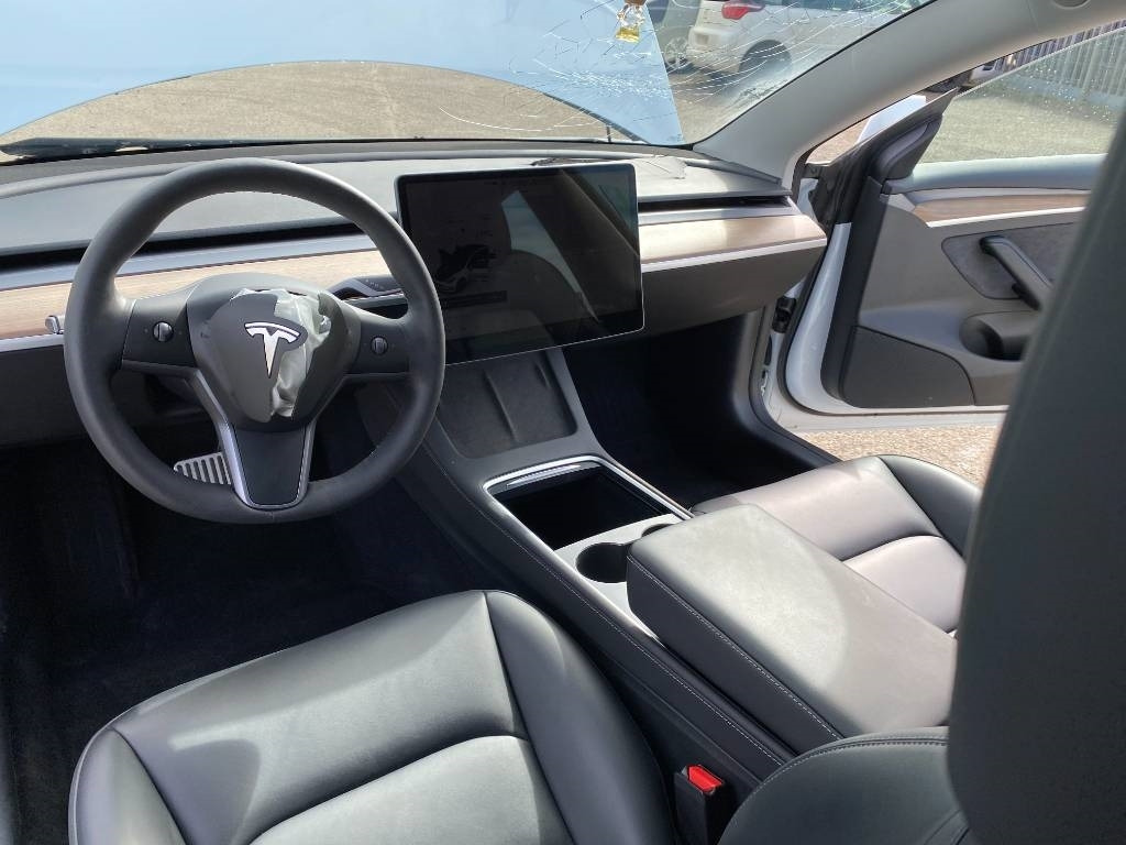 Седан Tesla MODEL 3 - 5YJ3 Rwd Origine Française: слика 24 Седан Tesla MODEL 3 - 5YJ3 Rwd Origine Française: слика 24