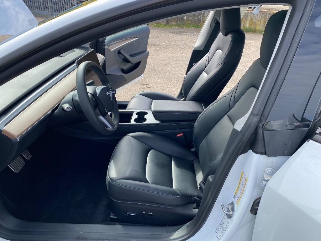 Седан Tesla MODEL 3 - 5YJ3 Rwd Origine Française: слика 14 Седан Tesla MODEL 3 - 5YJ3 Rwd Origine Française: слика 14